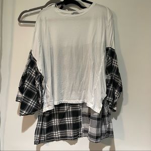 Zara flannel shirt 
Size s